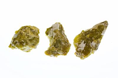 přírodní surový zelený Lizardit + bílý Hydrotalcite z Norska - Snarum