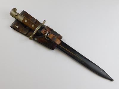 Švýcarský bajonet M 1885 - NEUHAUSEN - číslovaný komplet se závěsníkem