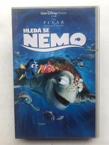 Originální videokazeta VHS WALT DISNEY: HLEDÁ SE NEMO - v češtině