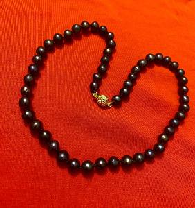 Náhrdelník z pravých černých perel 8-9 mm
