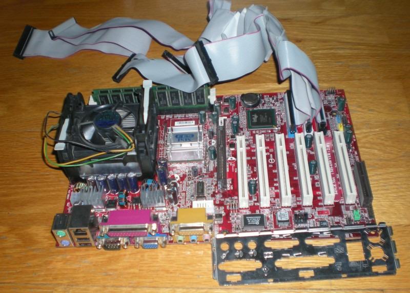 základná doska - motherboard MS-6580 - Počítače a hry