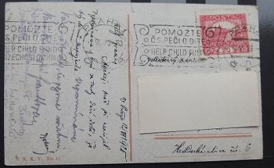 Známka Hradčany - na pohlednici
