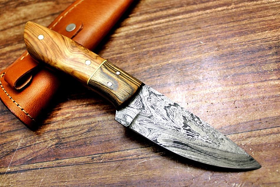 43/ Damaškový lovecky nůž. Rucni vyroba  - Sport a turistika