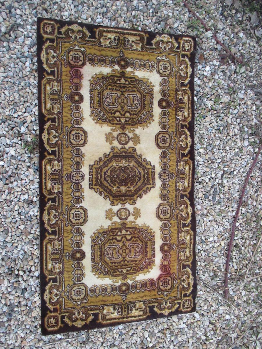Ponúkam starožitný perzský koberec. - Starožitnosti a umenie