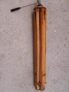 dřevěný stativ rozkládací – výsuvný, 65 - 144 cm