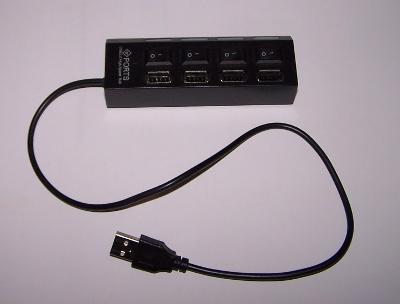 USB 2.0 hub vypínatelný