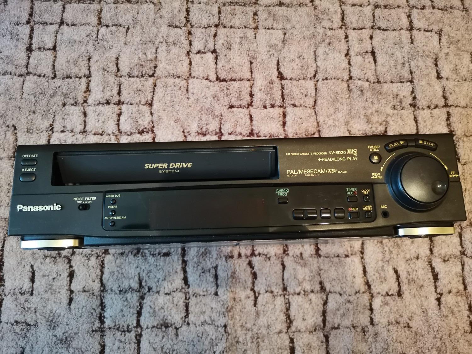 Videorekordér VHS Panasonic NV-SD20 - TV, audio, video