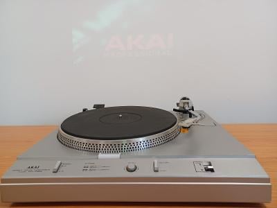 Gramofon Akai AP-D33 