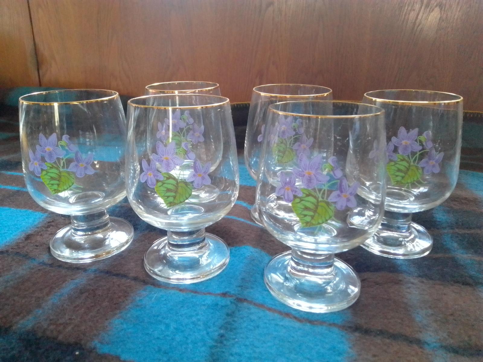 Súprava 6 pekných pohárov s fialkami cca 0,15 l - Zariadenia pre dom a záhradu