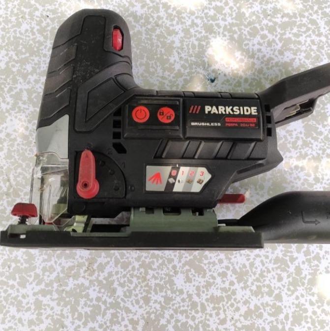 Aku priamočiara píla Parkside PSSPA 20 Performance - Elektrické náradie