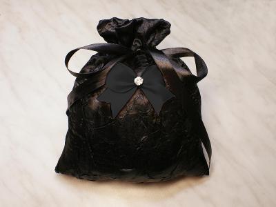 ČERNÝ NOVÝ SATÉNOVÝ dárkový pytlík na kosmetiku šperky sáček na dárek 