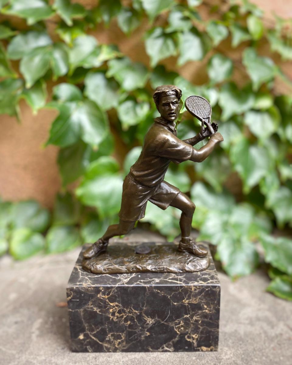 Bronzová socha soška Tenista tenis - Milo - Starožitnosti a umenie