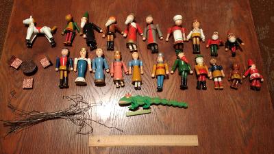 Loutka/marioneta - starodávné dřevěné loutky (21 ks) - neposílám