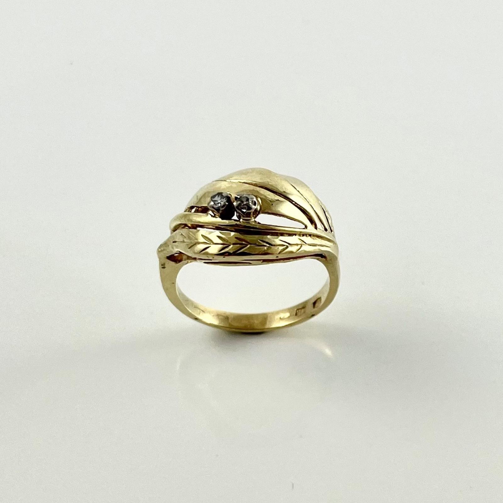 Prsten zlatý 4,81 g Au (585/1000) Ev. č. 375 - Šperky