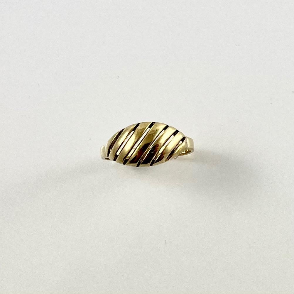 Prsten zlatý 2,98 g Au (585/1000) Ev. č. 377 - Šperky
