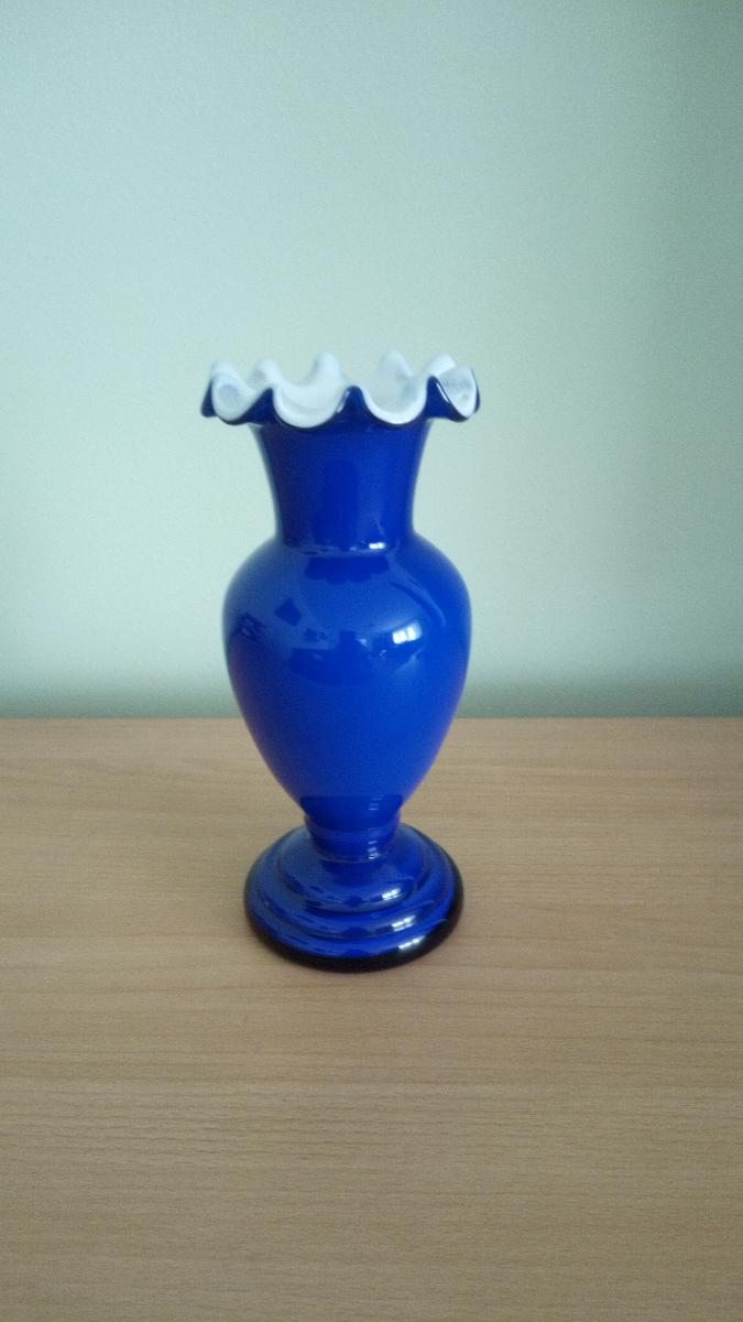 Váza-retro z preberaného skla modrá - Starožitnosti