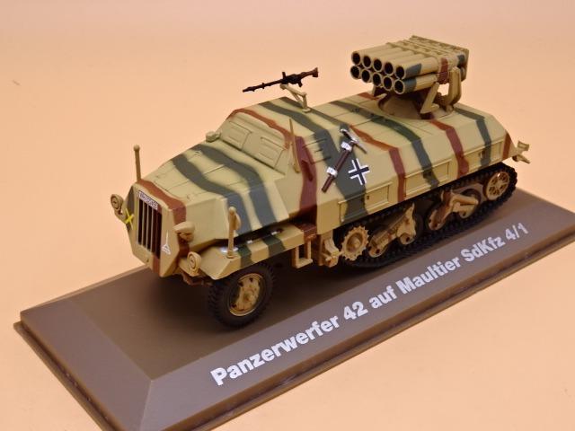 ATLAS - VOJENSKÉ VOZIDLO - PANZERWERFER 42 auf MAULTIER SdKfz 4/1 1:43 ...