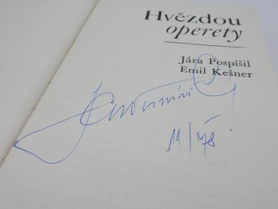 Kniha Hviezdou operety a podpis asi Jára Pospíšil - 1978 (23)
