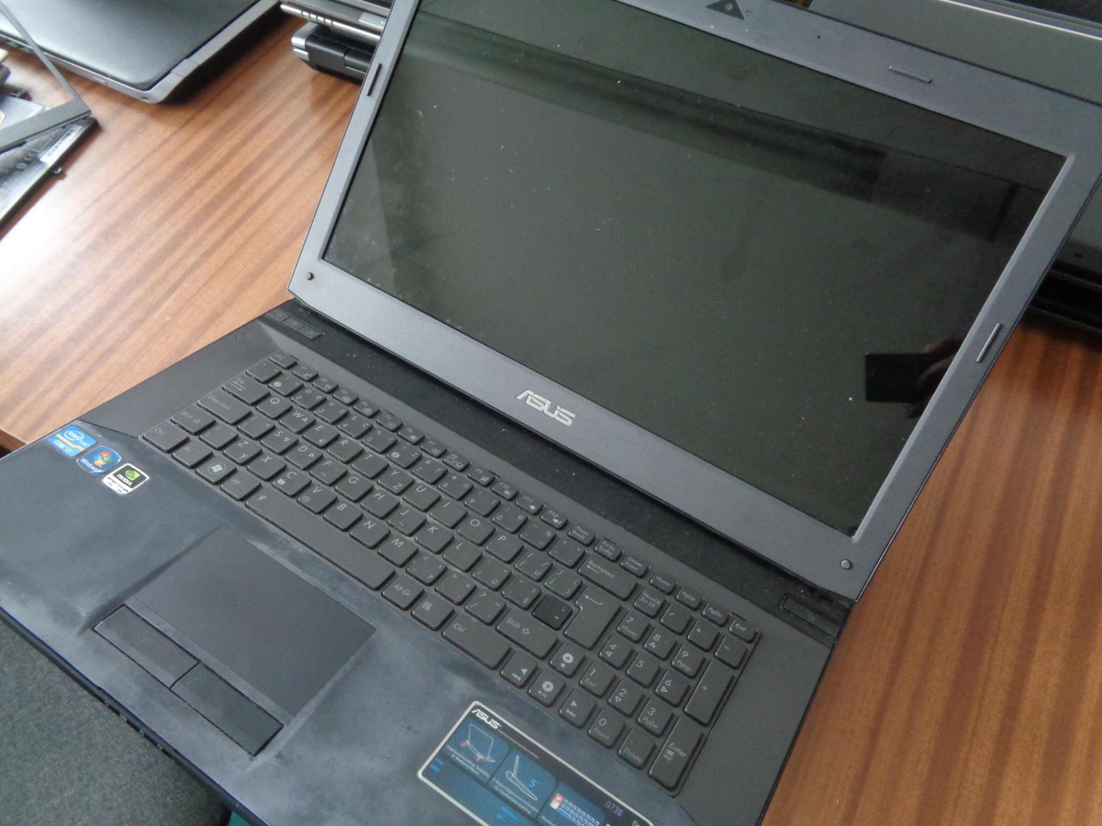 ASUS ROG G73S, 17", nefunkčný, nekompletný - Notebooky, príslušenstvo
