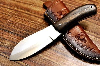 87/ Lovecky nůž. Nůž z vysoce uhlíkové oceli 1095. Bushcraft NESSMUK
