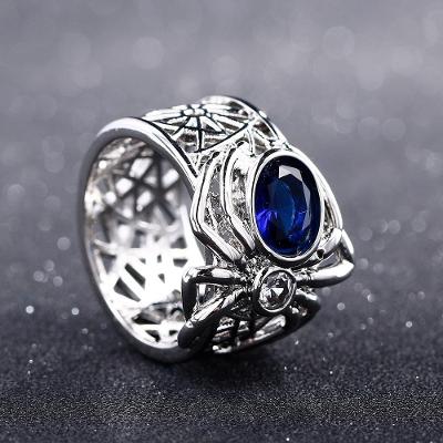 Krásný safírový prsten s motivem pavouka pro štěstí. Nenošený.