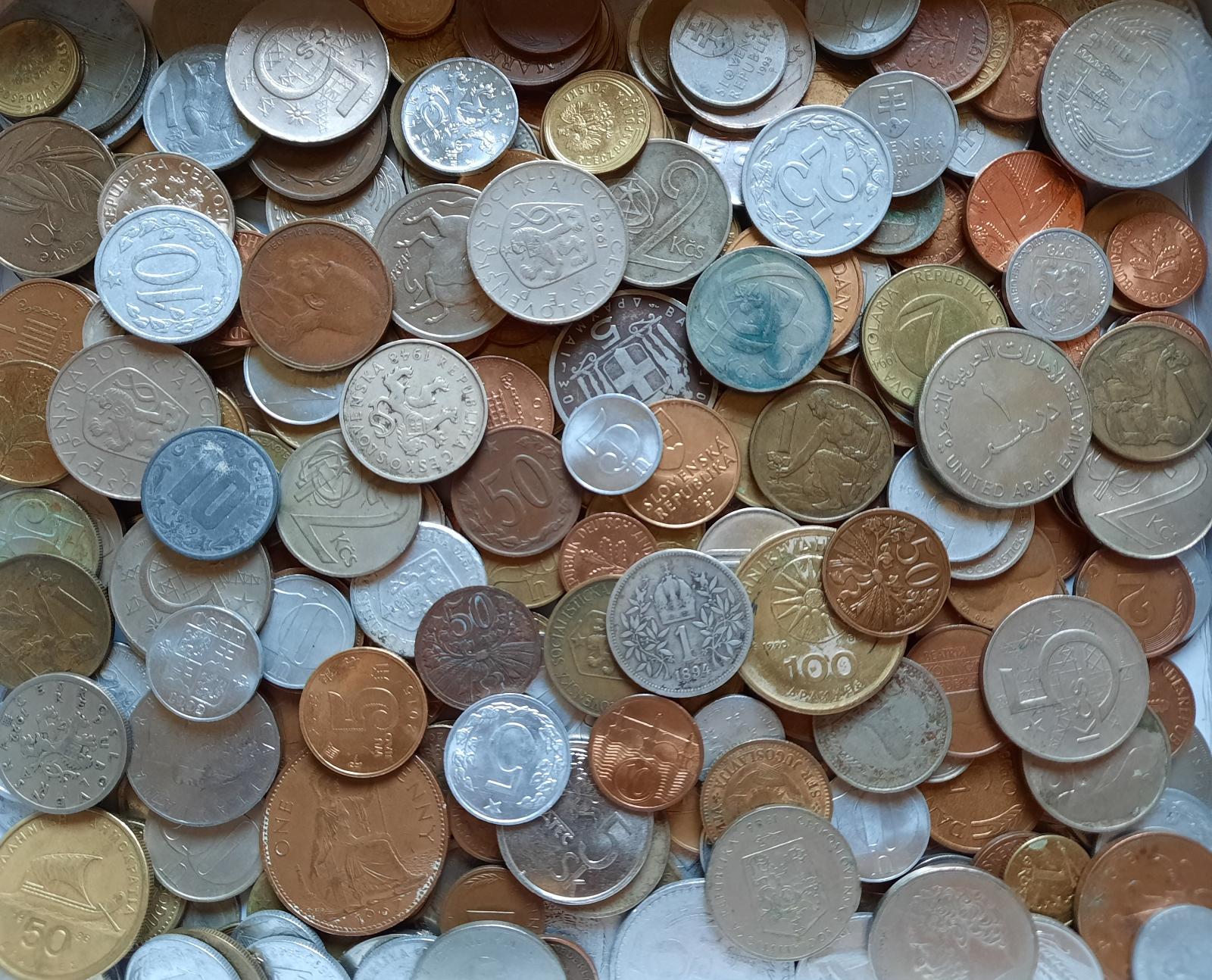 Konvolut mincí 1kg ČSR a svet - Numizmatika