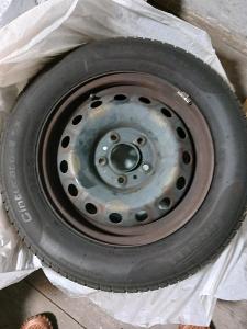 Plechové disky s letnými pneu Pirelli 195/65R15 91H Na Hyundai IX20