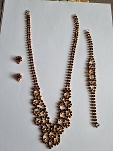 starožitný náhrdelník s náramkem a klipsové náušnice - granátové sklo