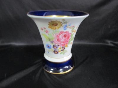 Porcelánová váza Royal Dux kvety