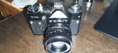 Fotoaparát Zenit TTL, retro na kinofilm