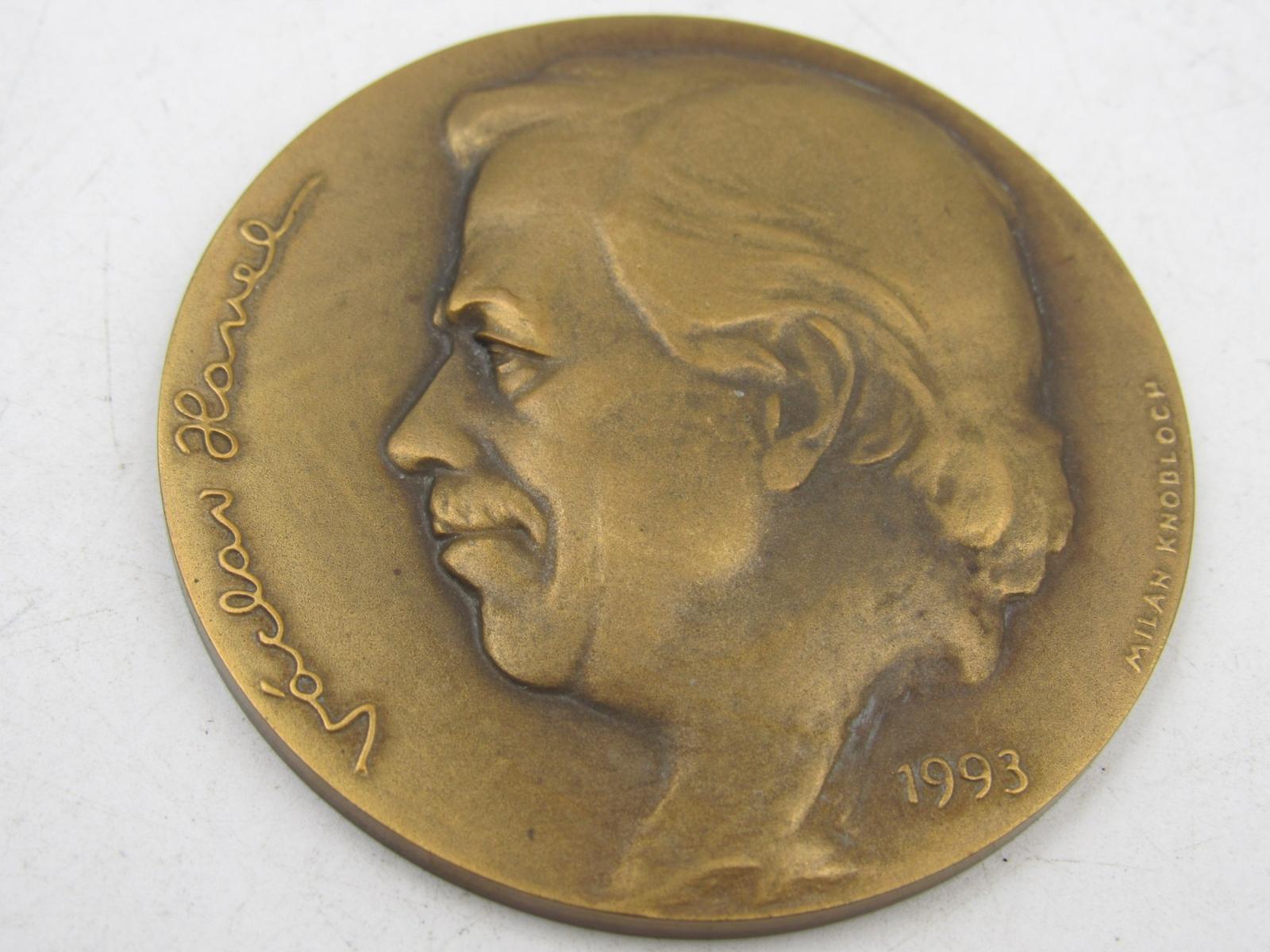 Vzácna bronzová medaila V. Havla od M. Knoblocha z roku 1993 - Numizmatika