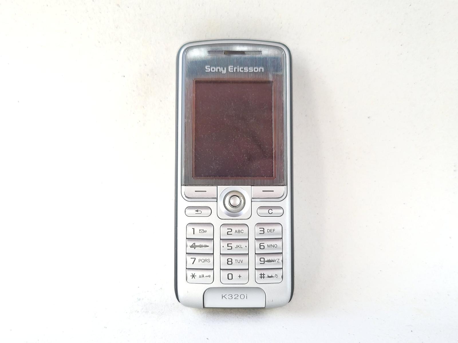 SONY ERICSSON K320 - GSM - ZBERATEĽSKÁ RARITA RETRO - ROZPREDAJ ZBIERKY - Mobily a smart elektronika