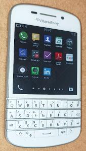 BlackBerry Q10 -vč. baterie, bez krytu, někdy funkční - někdy ne !!!