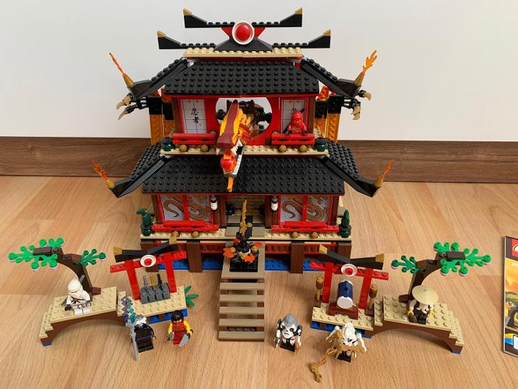 LEGO Ninjago 2507 Chrám ohňa - Hračky