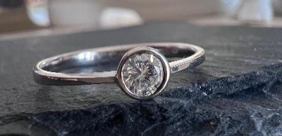 Diamantový prsten s diamantem 0,19 ct. I/SI1