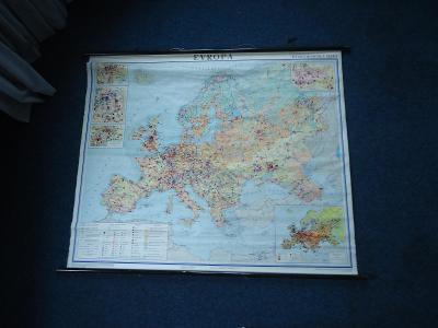 Nástěnná mapa - EVROPA - hospodářská mapa - velikost 154x178 cm - 1961