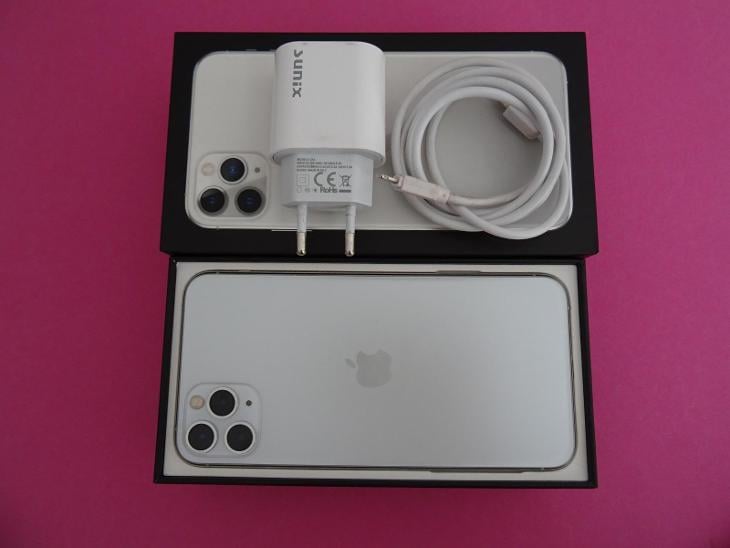 Apple iPhone 11 PRO MAX 256GB - Záruka 12 Mesiacov - Mobily a smart elektronika