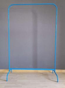 Šatníkový stojan - vešiak Ikea Mulig modrý