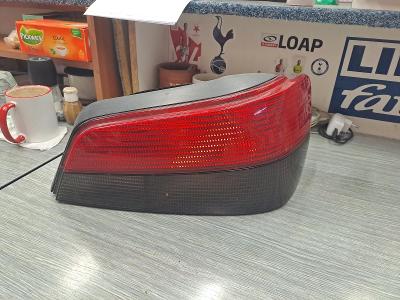 Originální Peugeot 306 pravé zadní světlo 