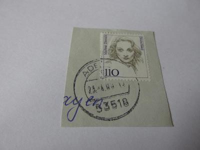 Ústřižek obálky Německo 1999, známka Marlene Dietrich