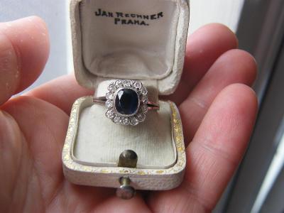 Safírovo diamantový prsten, velmi doporučuji!