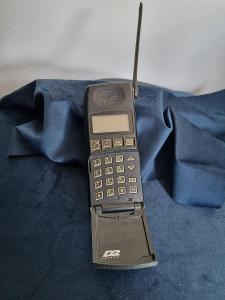 Telefón Ericsson D2