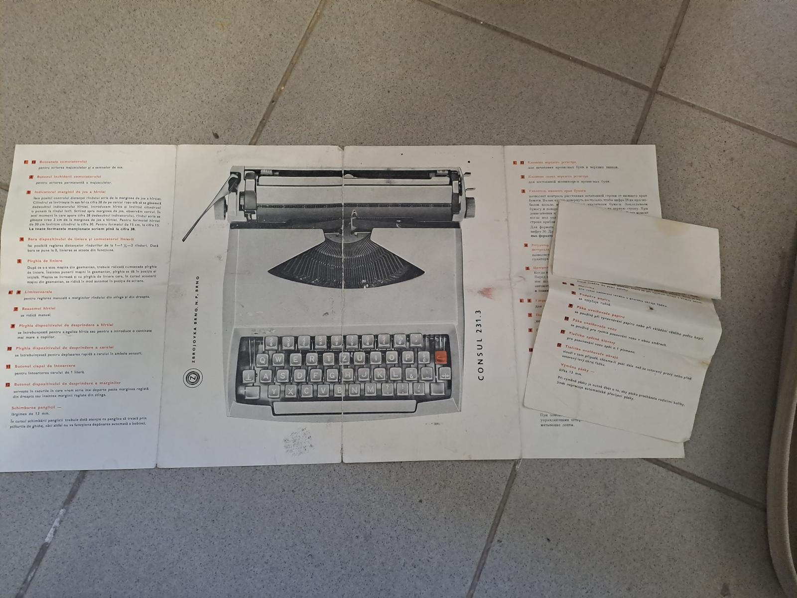 Písací stroj Consul 231.3 - Starožitnosti