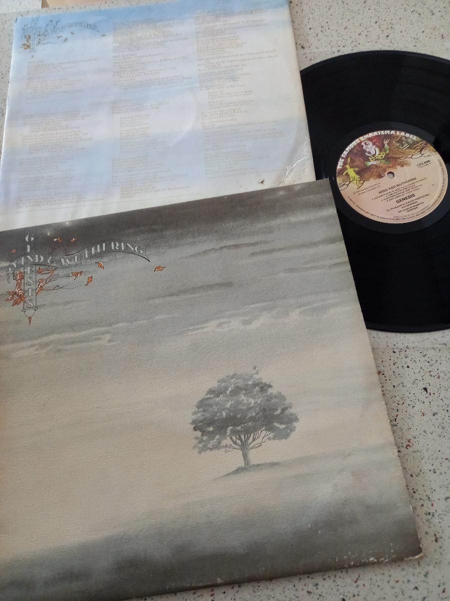 GENESIS „Wind and Wuthering“ /CharismaCDS 4005, 1976/orig. "rastr.UK - LP / Vinylové dosky