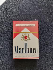 Marlboro Philip Morris  New York  made in Switzerland - sběr. cigaret