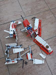 LEGO® Technic 42040 Požární letoun ( pouze část, čtěte popis)