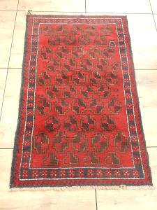 Starý perský orientální vlněný balúčský koberec 136x84 cm