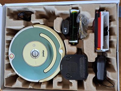 iRobot Roomba model 534 - nutné pořídit novou baterii, jinak funkční
