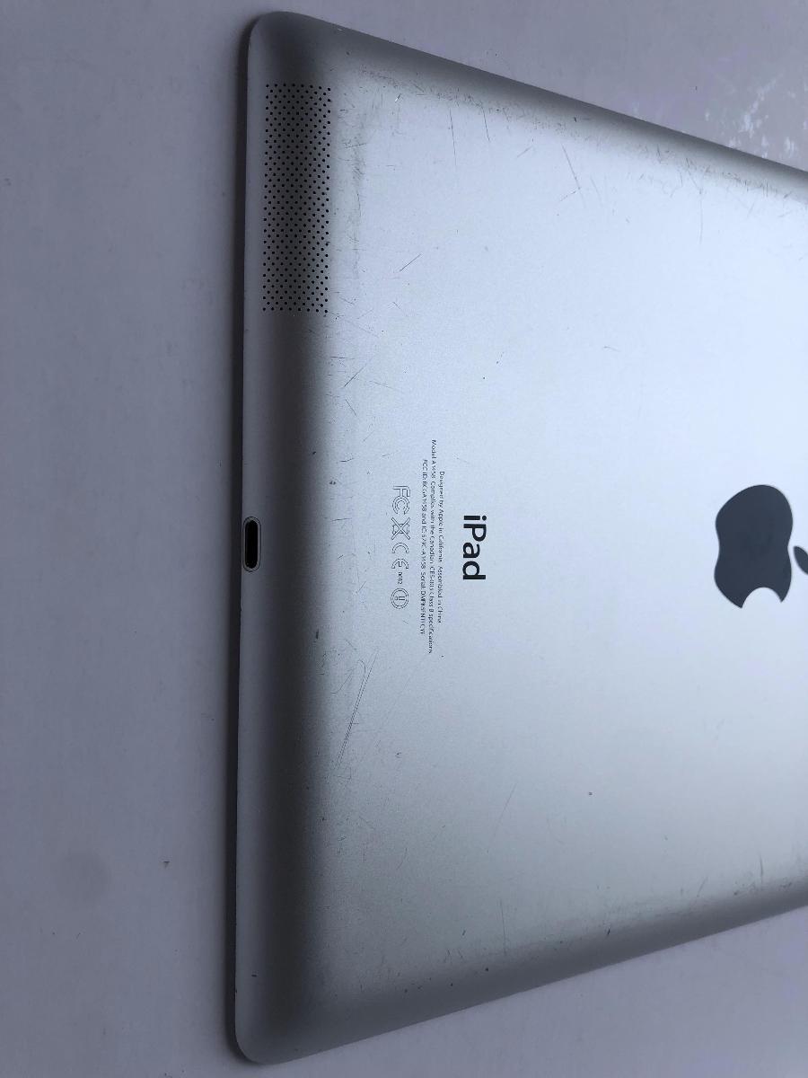 Apple iPad 4 128GB + nový kábel A1458 - Počítače a hry