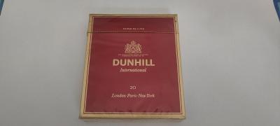 Staré sběratelské cigarety DUNHILL 